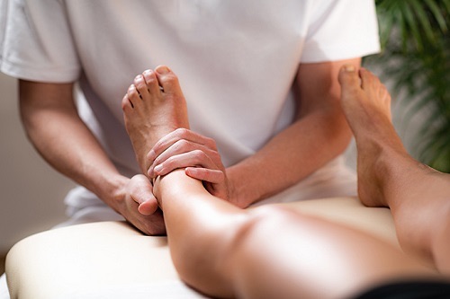 Massage des jambes lourdes